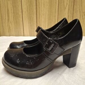 Vintage Dr. Martens Marlena QQ Flowers Ladies Size 7 Discontinued
